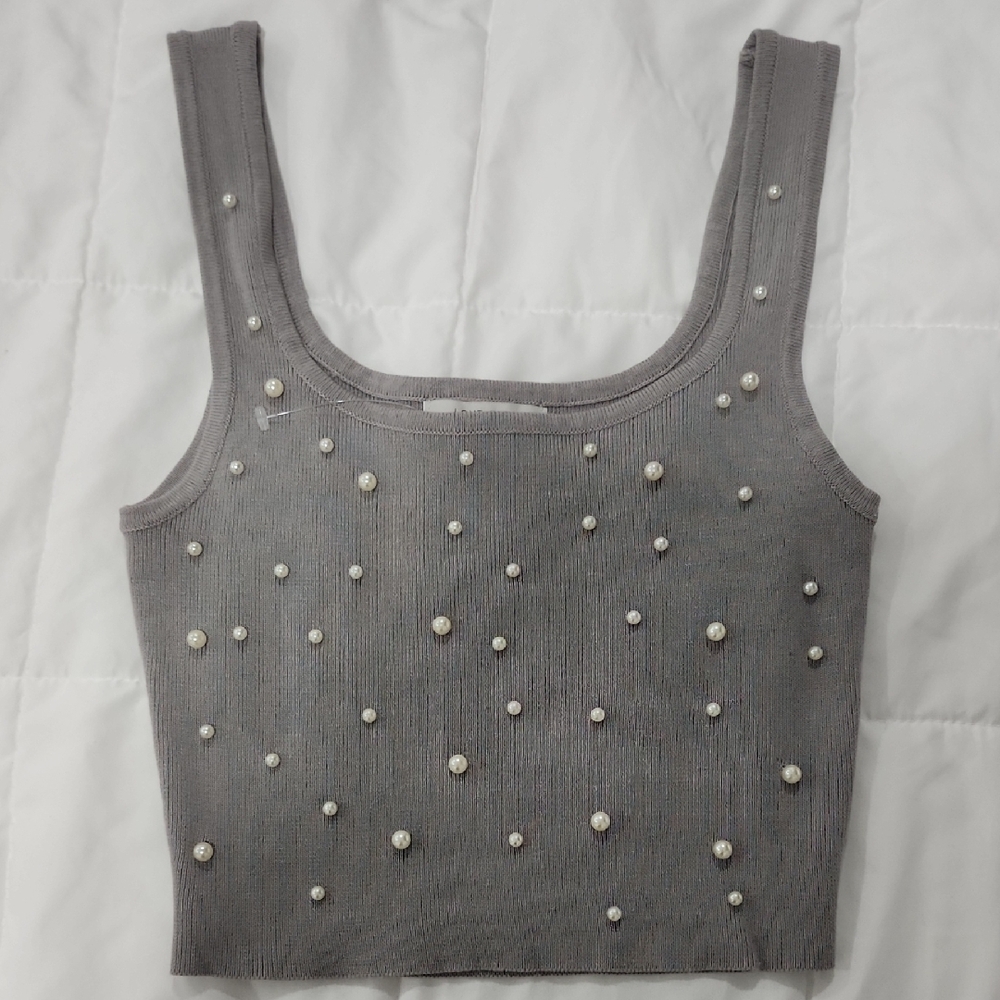 Love Tree Grey Pearl-Accent Cropped Tank